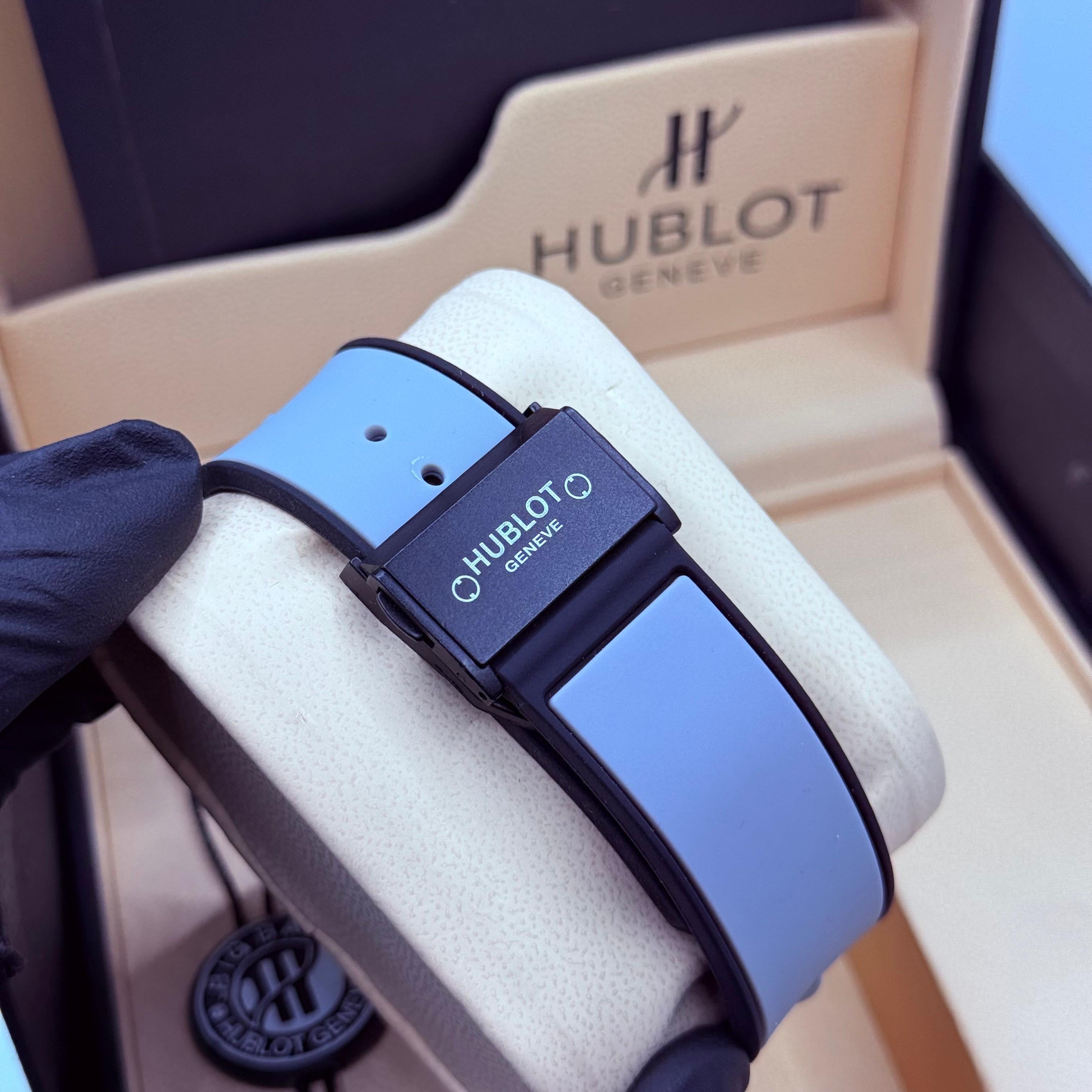 Hublot Mafia diamond cut with gray silicon strap