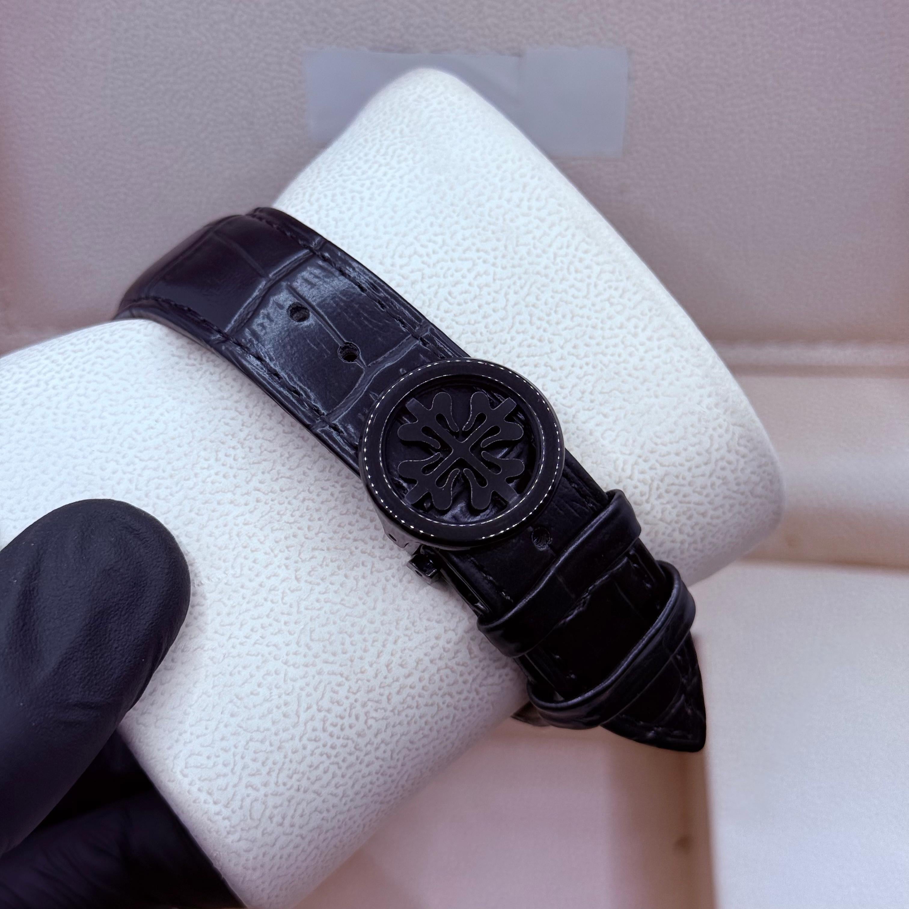 PP full black leather strap Classic watch