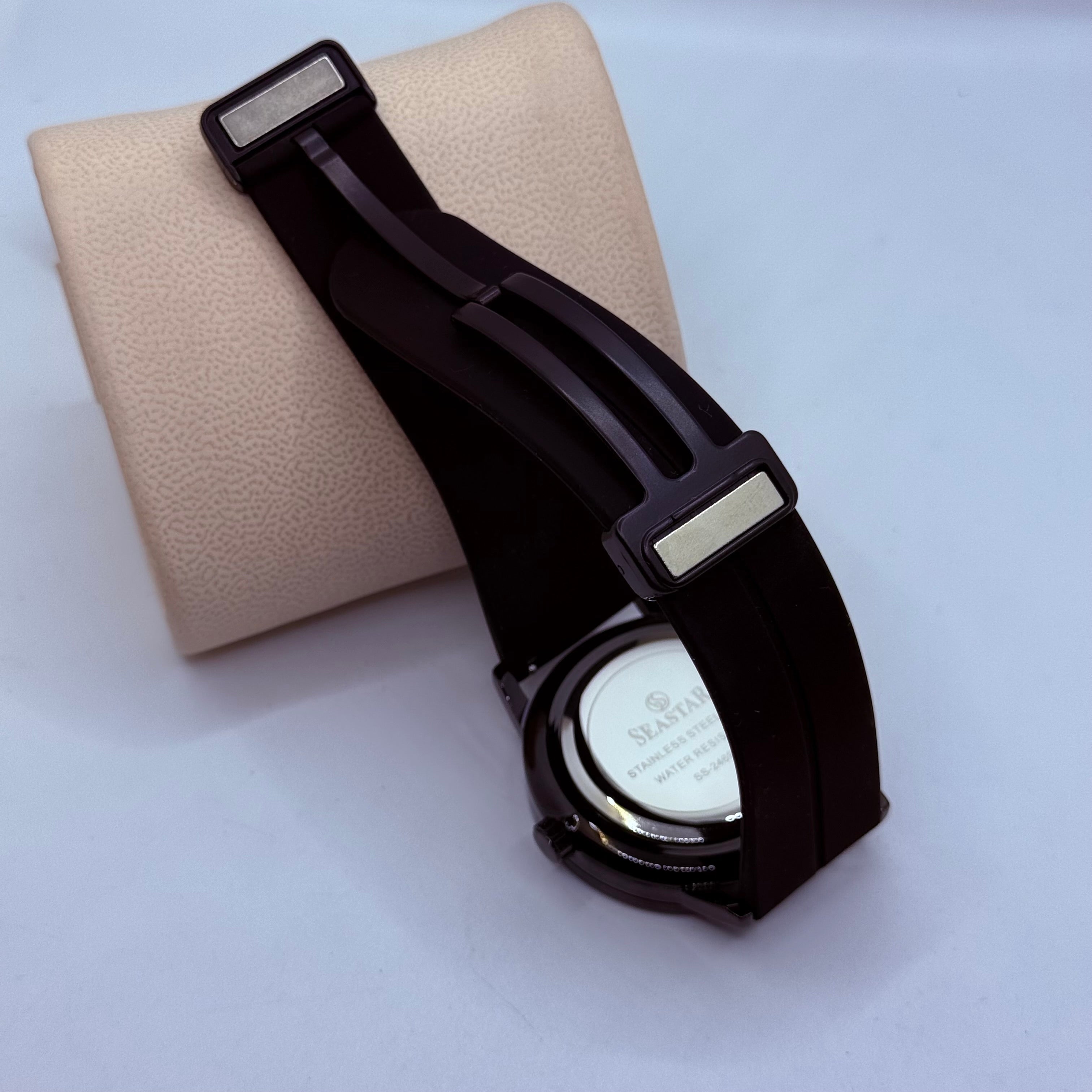 Ferrari wheel red silicon strap