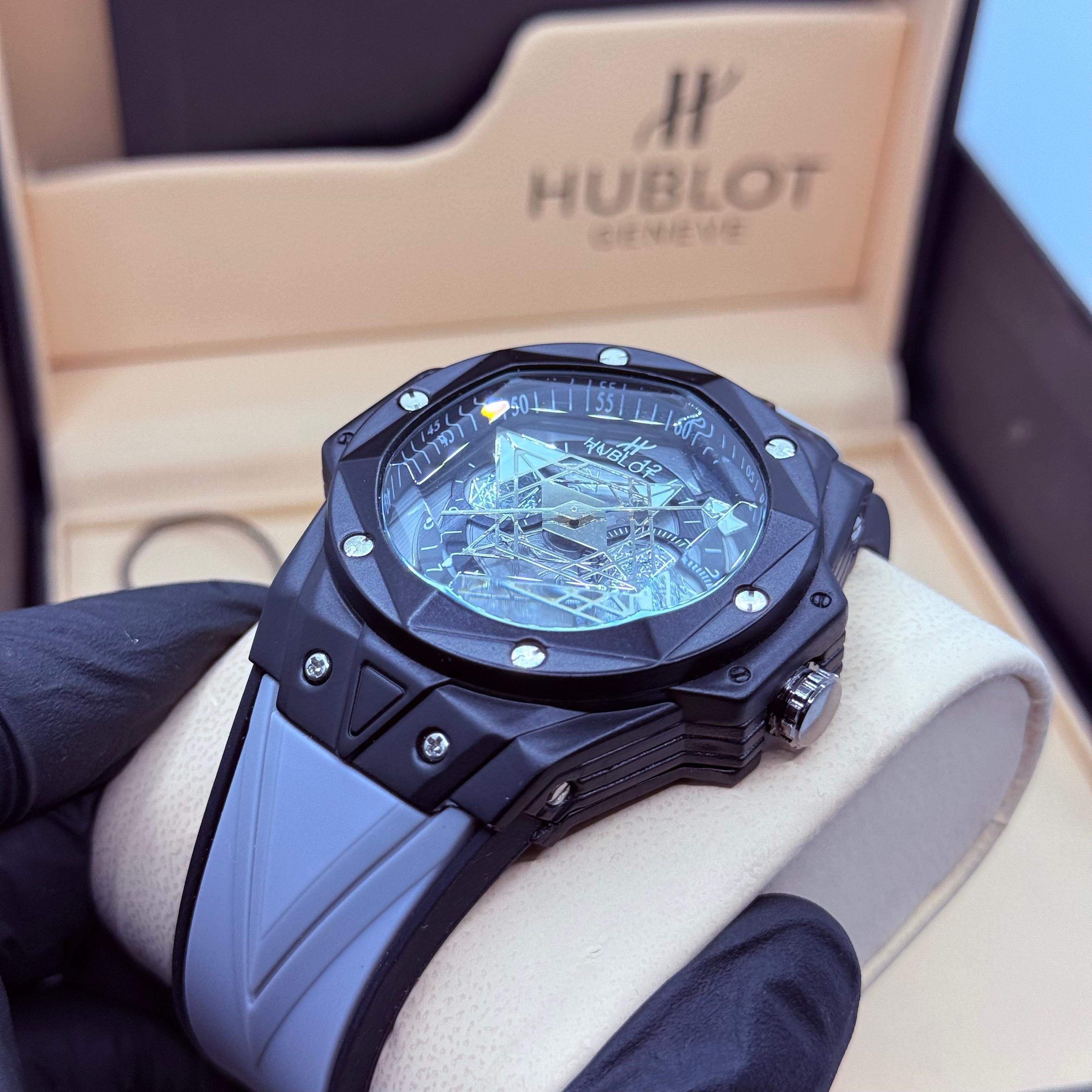 Hublot Mafia diamond cut with gray silicon strap
