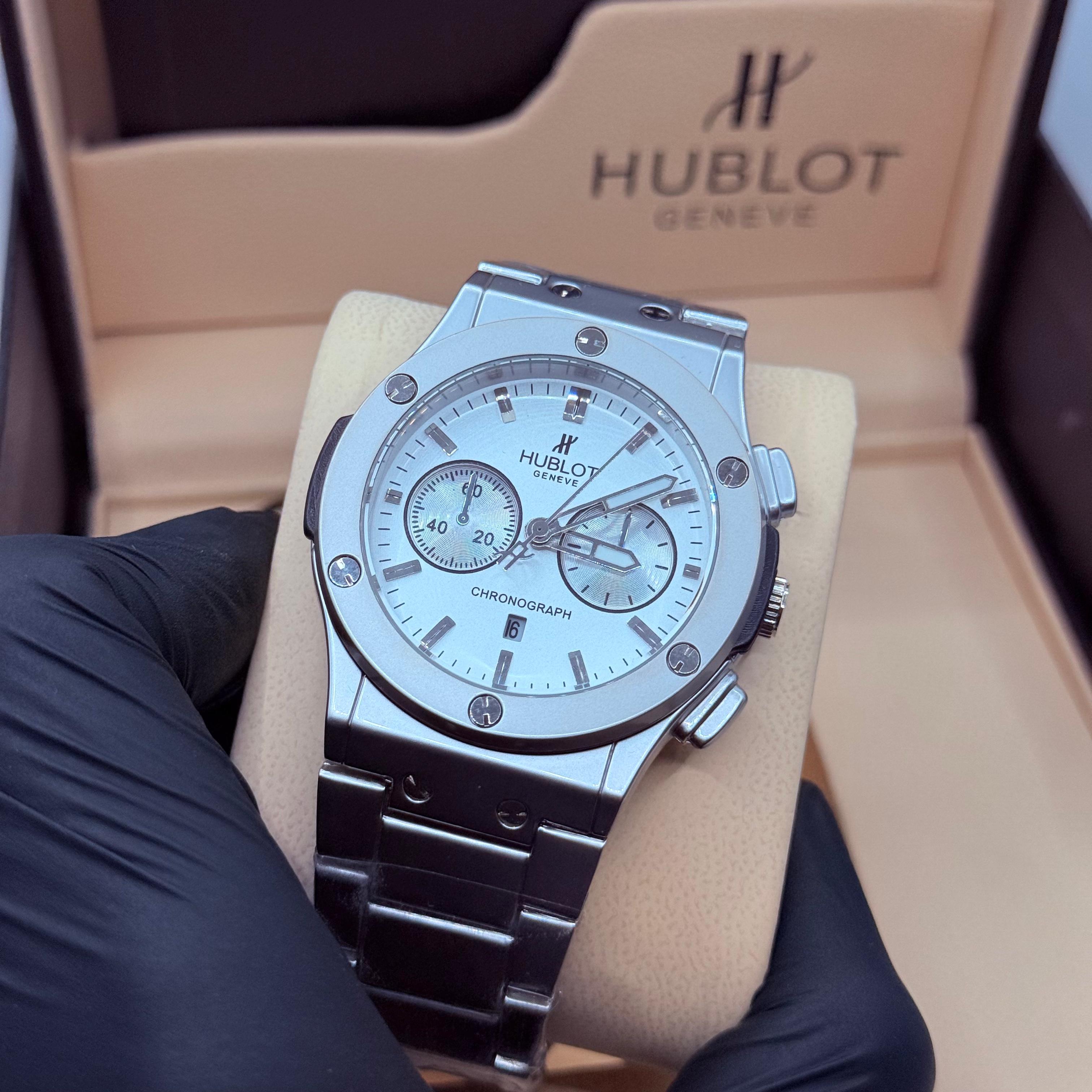 Hublot circle dail white  colour